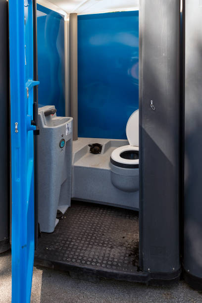 Best Porta potty rental near me  in Hill N Dale, FL